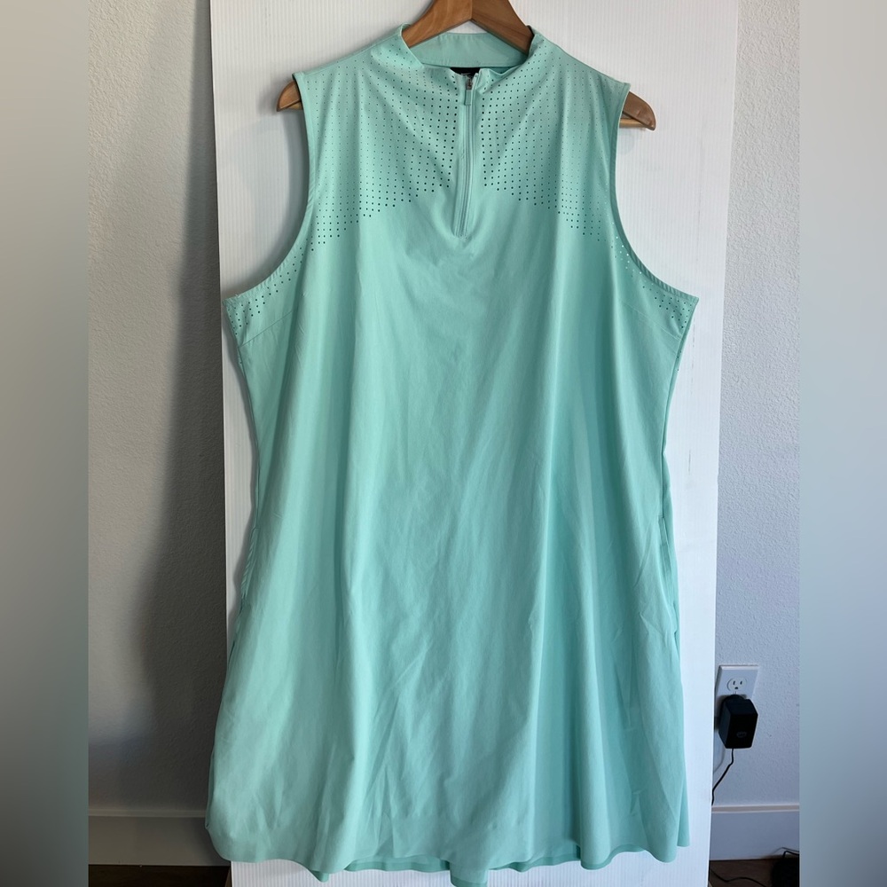 NIKE SLEEVELESS DRESS (NWOT) XXL